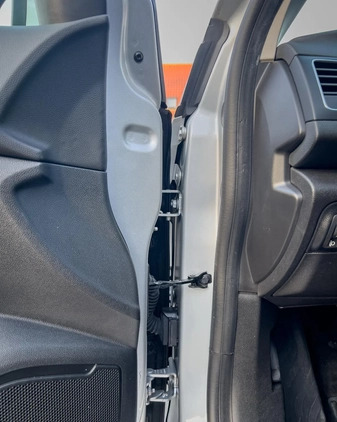Renault Megane cena 43900 przebieg: 159000, rok produkcji 2019 z Kościerzyna małe 106
